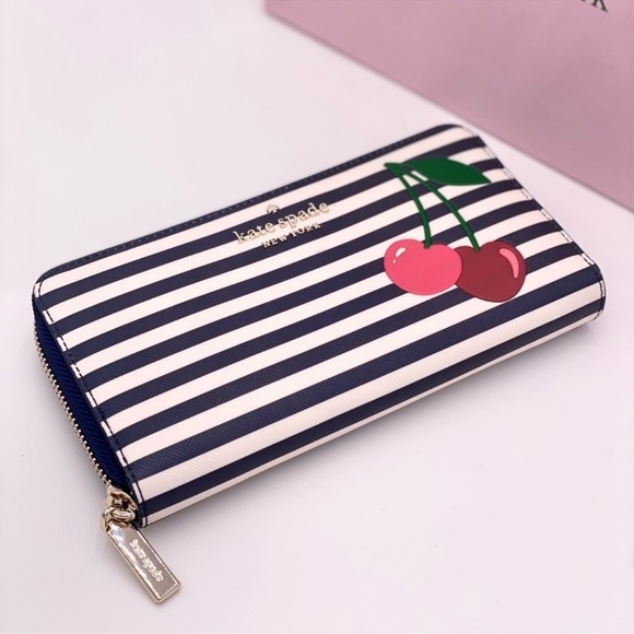 Kate Spade Large Continental Wallet - Picture 6 of 10